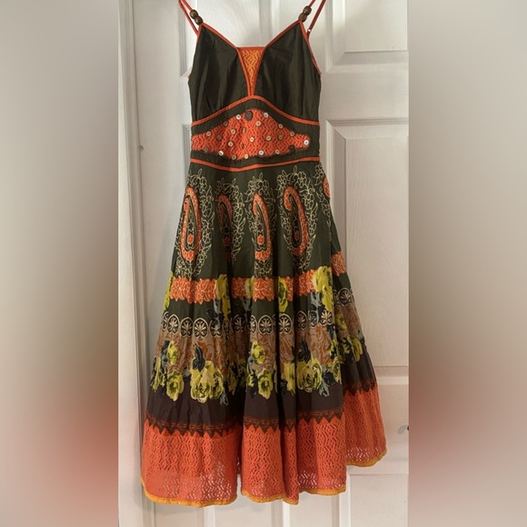 Aryeh Gorgeous Dress!!